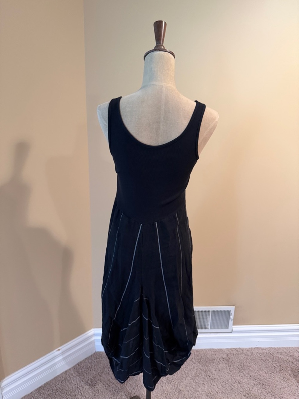 Inizio Linen Blend Dress - Picture 4 of 6